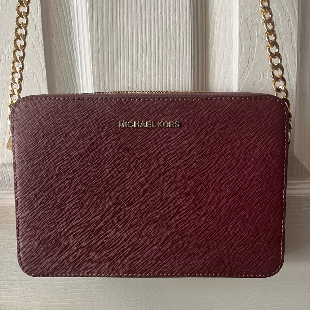 Michael Kors Jet Set Leather Crossbody Bag